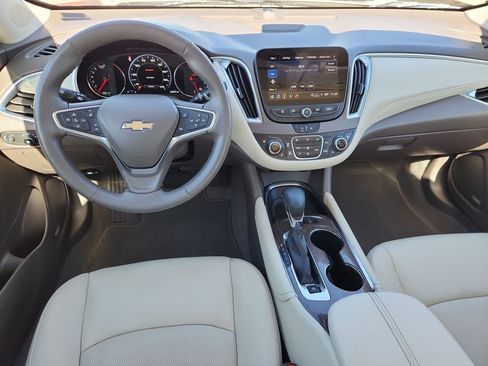 Used 2024 Chevrolet Malibu LT FWD image 23