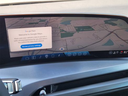 New 2026 Cadillac Vistiq Sport image 17