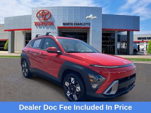 Used 2025 Hyundai Kona SEL FWD image 1