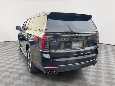 Used 2025 Chevrolet Suburban RST w/ Sun And Tow Package image 4