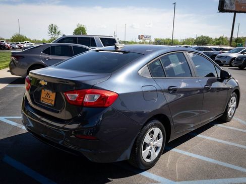 Used 2016 Chevrolet Cruze LS FWD image 26
