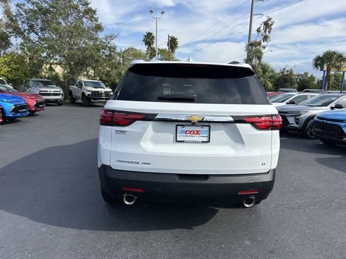 Used 2022 Chevrolet Traverse LT image 5