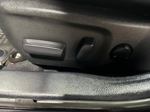 Used 2017 Toyota Camry LE FWD image 22