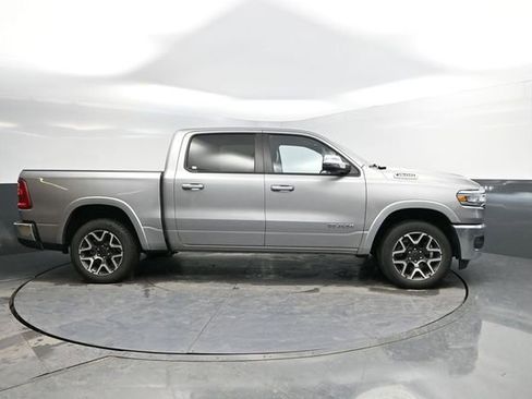 Used 2025 RAM 1500 Laramie image 12