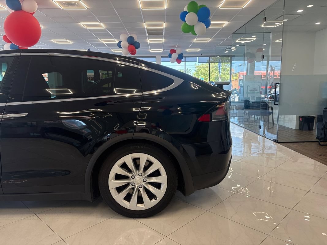 Used 2020 Tesla Model X AWD/4WD image 7