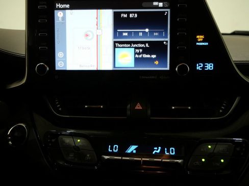 Used 2019 Toyota C-HR Limited FWD image 20
