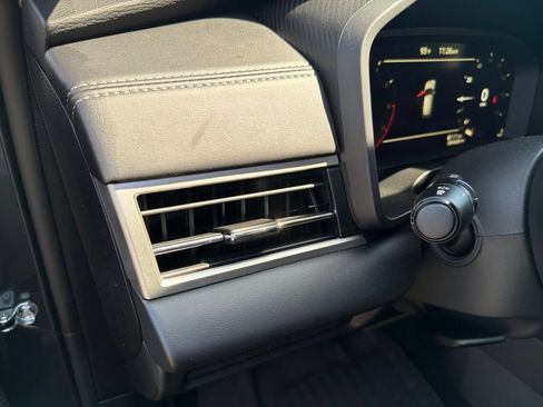 Used 2026 Mitsubishi Outlander SE AWD/4WD image 15