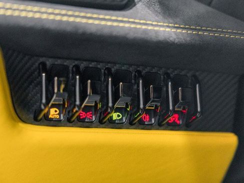 Used 2023 Lamborghini Huracan Tecnica image 25