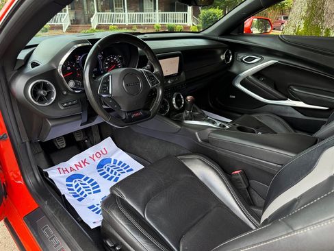 Used 2019 Chevrolet Camaro SS RWD image 51