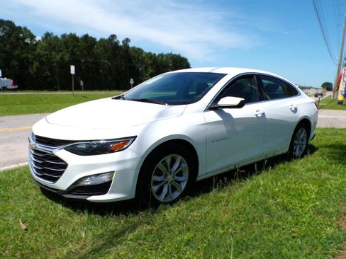 Used 2025 Chevrolet Malibu LT FWD image 5