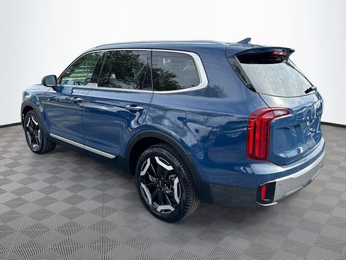 Used 2025 Kia Telluride S image 8