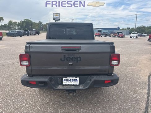 Used 2020 Jeep Gladiator Sport w/ Quick Order Package 24S image 4