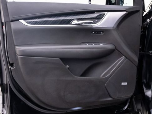 Used 2023 Cadillac XT6 Premium Luxury AWD/4WD image 13