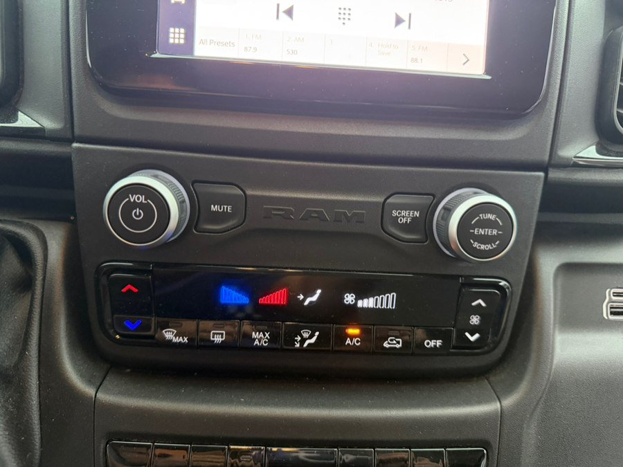Used 2025 RAM ProMaster 2500 w/ U-Haul Equipment Group FWD image 28