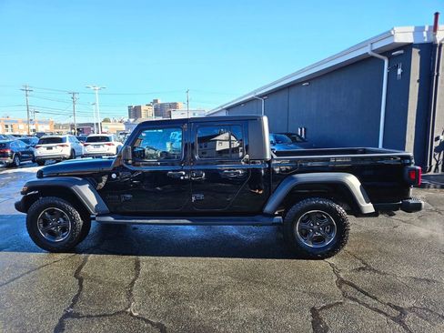 Used 2020 Jeep Gladiator Sport w/ Quick Order Package 24S image 2