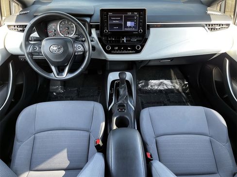 Used 2022 Toyota Corolla SE image 9