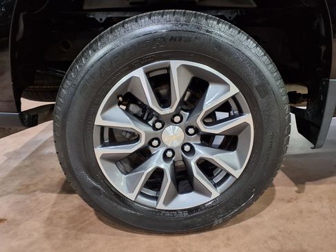 Used 2022 Chevrolet Silverado 1500 LT image 8