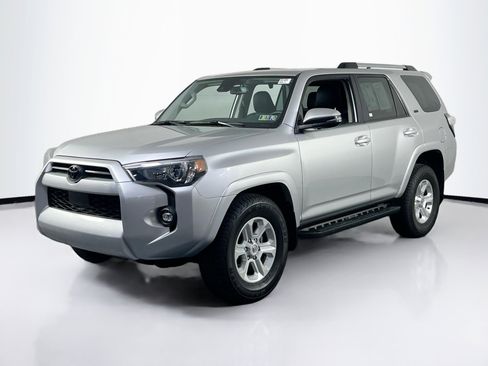 Used 2024 Toyota 4Runner SR5 Premium image 1