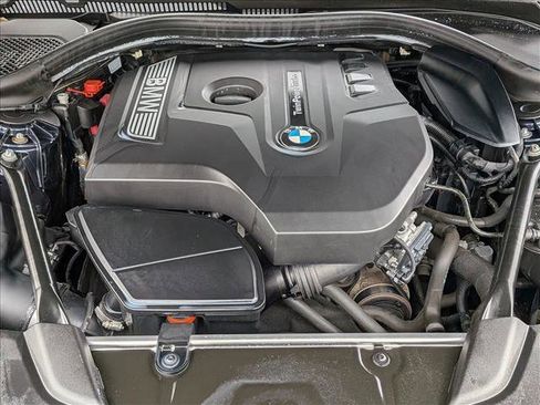 Used 2017 BMW 530i xDrive image 27