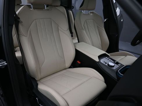 New 2026 BMW X3 xDrive30 w/ Convenience Package AWD/4WD image 19