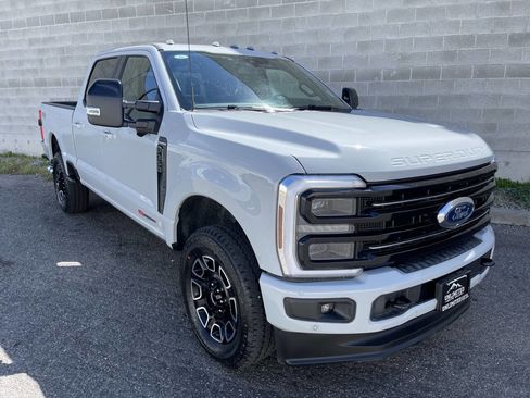 Used 2026 Ford F350 Platinum image 3