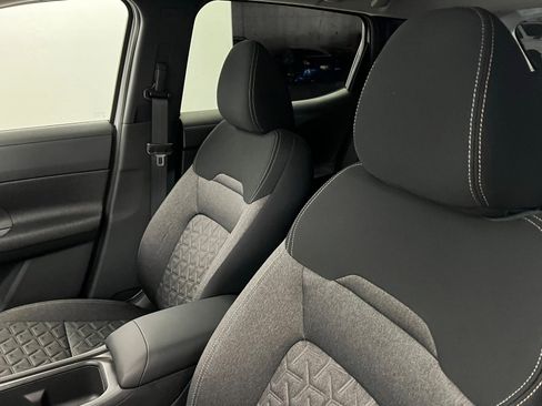 New 2026 Nissan Kicks SV w/ SV Premium Package image 16