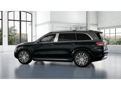 Used 2024 Mercedes-Benz Maybach GLS 600 4MATIC image 32