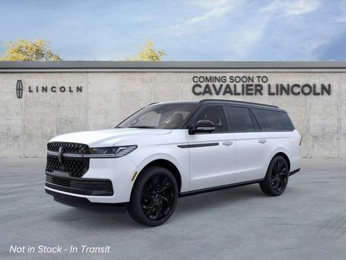New 2026 Lincoln Navigator L Black Label AWD/4WD image 1