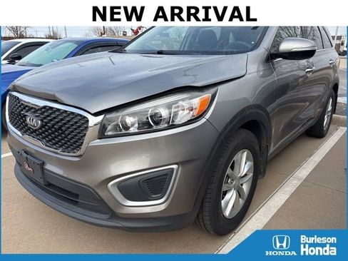Used 2018 Kia Sorento L image 1