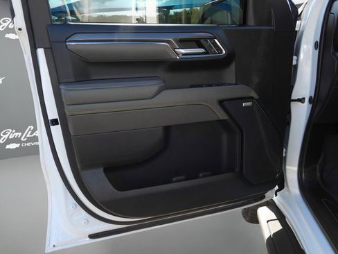 Used 2024 Chevrolet Silverado 1500 ZR2 w/ Technology Package image 45