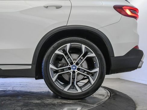 Used 2023 BMW X5 xDrive45e w/ Climate Comfort Package image 10