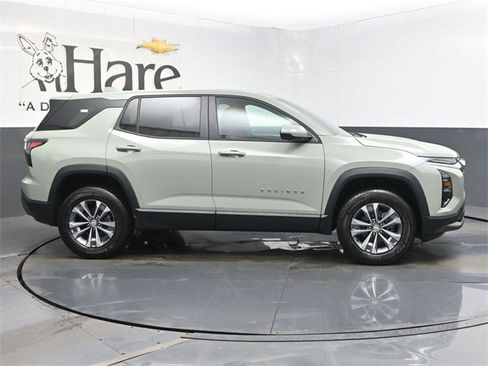 New 2026 Chevrolet Equinox LT w/ Convenience Package II image 1