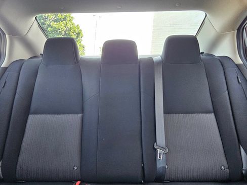 Used 2024 Nissan Sentra SV FWD image 25