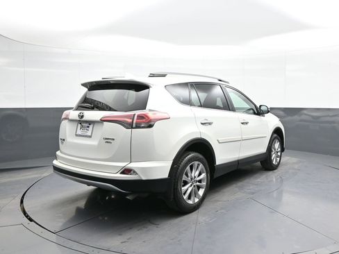Certified 2018 Toyota RAV4 Limited image 6