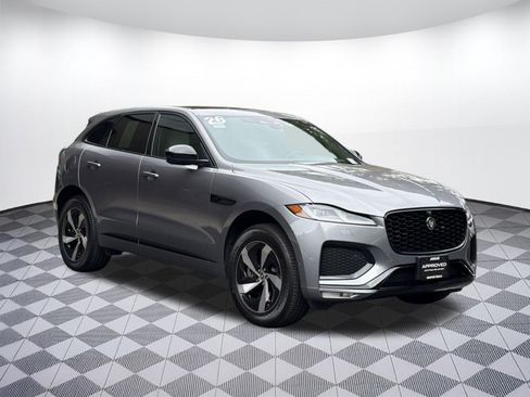 Used 2026 Jaguar F-PACE R-Dynamic S AWD/4WD image 8