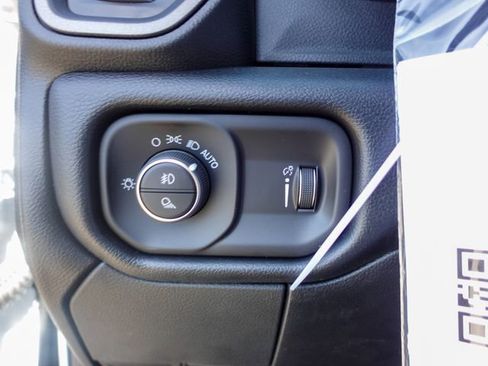 New 2026 RAM 5500 Tradesman AWD/4WD image 17