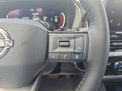 New 2026 Nissan Pathfinder SL AWD/4WD image 22