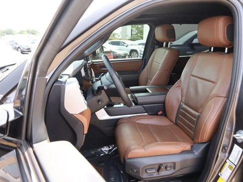 Used 2024 Toyota Tundra 1794 Edition AWD/4WD image 9