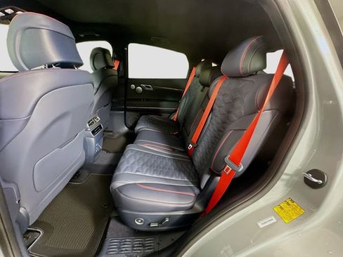 New 2026 Genesis GV80 3.5T e-SC image 17