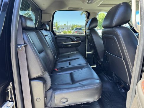 Used 2014 GMC Sierra 2500 Denali AWD/4WD image 24