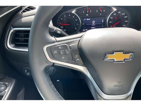 Used 2023 Chevrolet Equinox LT AWD/4WD image 20