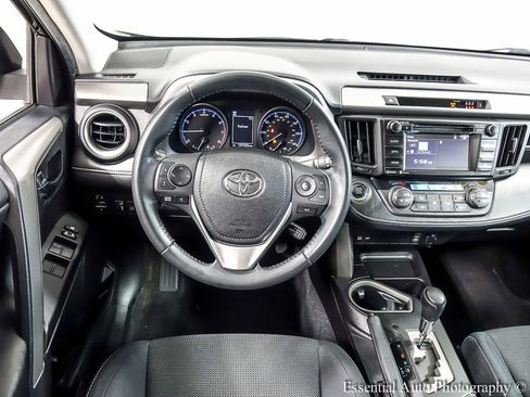 Used 2018 Toyota RAV4 XLE w/ Plus Extra Value Package AWD/4WD image 13