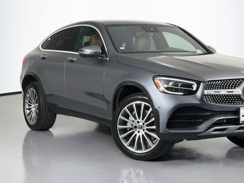 Used 2022 Mercedes-Benz GLC 300 4MATIC Coupe image 14