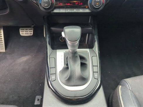 Used 2024 Kia Forte GT-Line FWD image 16
