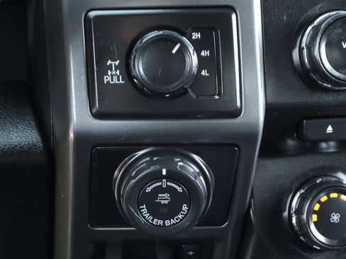 Used 2018 Ford F150 XLT w/ Equipment Group 302A Luxury AWD/4WD image 31
