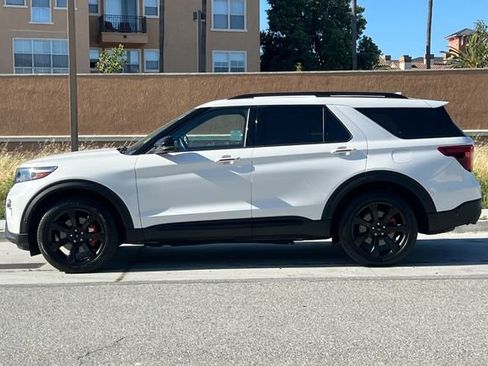 Used 2023 Ford Explorer ST w/ Equipment Group 401A AWD/4WD image 7