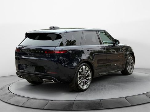 New 2026 Land Rover Range Rover Sport Dynamic SE AWD/4WD image 7