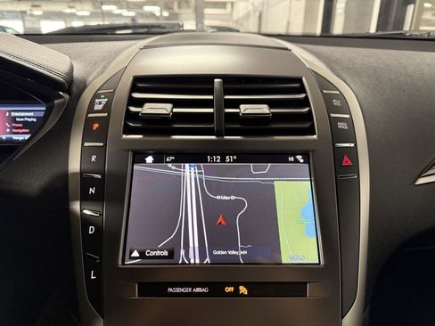 Used 2019 Lincoln MKZ Reserve image 12