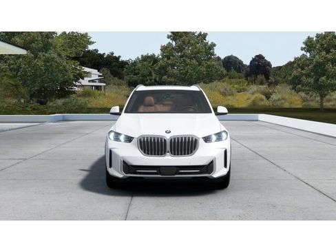 New 2026 BMW X5 sDrive40i w/ Premium Package RWD image 3