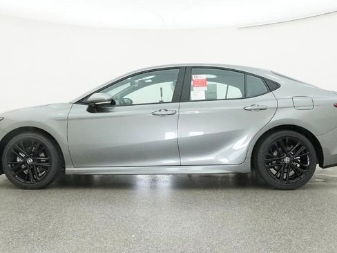 New 2026 Toyota Camry SE FWD image 21